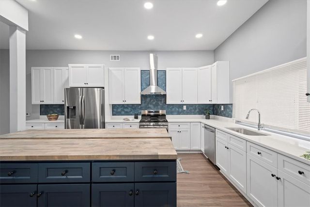 6319 Saint Marie St, East Liberty, PA 15206