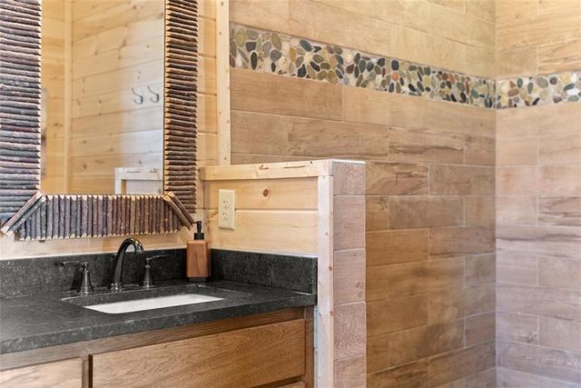 473 Monroe Ridge Road, Sautee Nacoochee, GA 30571