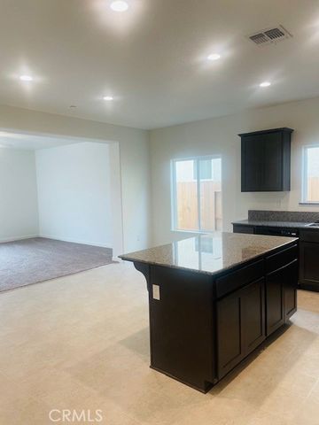 134 Squaw Valley Dr., Merced, CA 95341