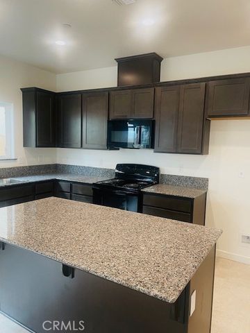 134 Squaw Valley Dr., Merced, CA 95341