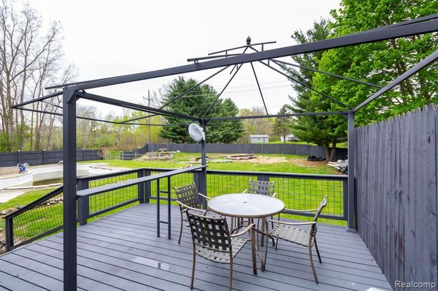 1337 Haines Road, Lapeer, MI 48446