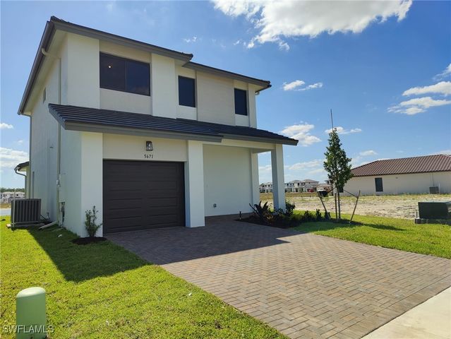 5671 Argento DR, Ave Maria, FL 34142