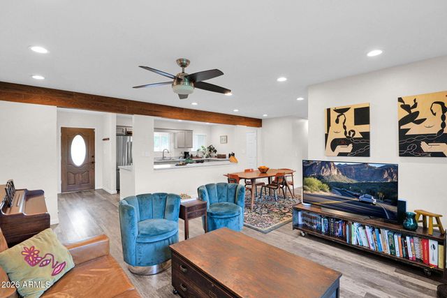 1612 W OCOTILLO Road, Phoenix, AZ 85015