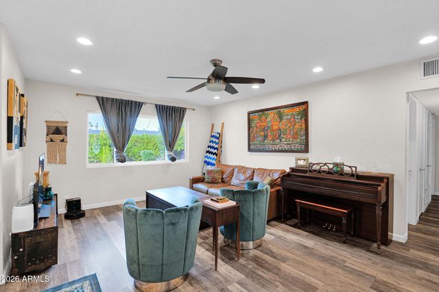 1612 W OCOTILLO Road, Phoenix, AZ 85015