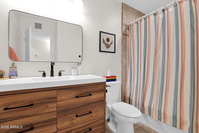 1612 W OCOTILLO Road, Phoenix, AZ 85015