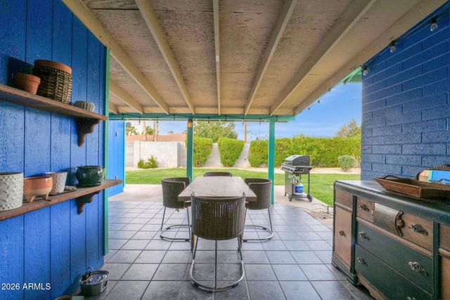 1612 W OCOTILLO Road, Phoenix, AZ 85015