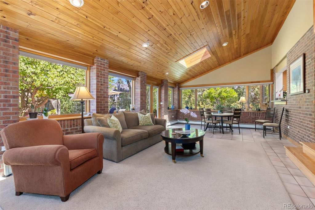 Image 14 of property listing at 9931 E Ida Place, Greenwood Village, CO 80111