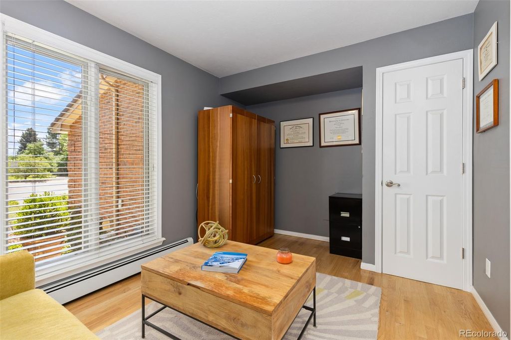 Image 20 of property listing at 9931 E Ida Place, Greenwood Village, CO 80111