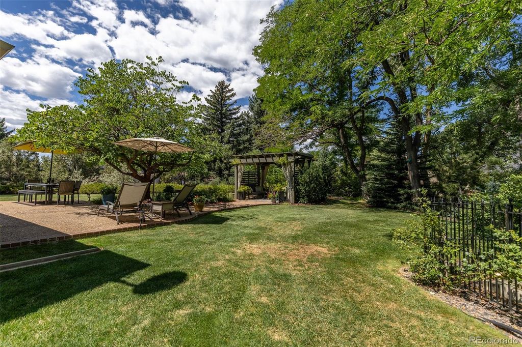 Image 42 of property listing at 9931 E Ida Place, Greenwood Village, CO 80111