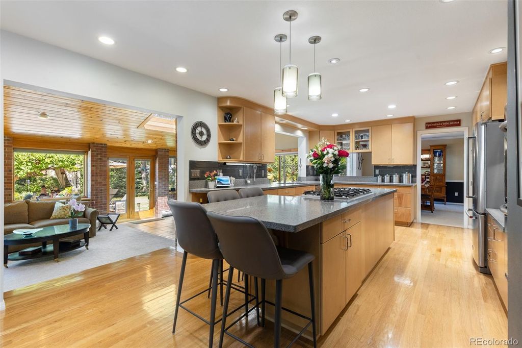 Image 8 of property listing at 9931 E Ida Place, Greenwood Village, CO 80111
