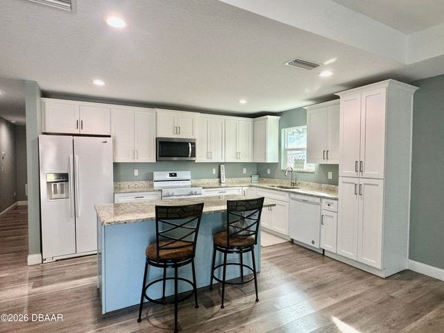 1598 Montgomery Avenue, Holly Hill, FL 32117