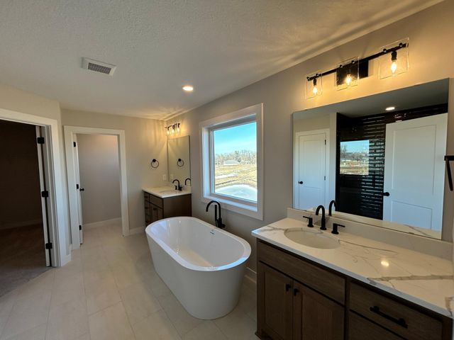 6578 108th Street S, Cottage Grove, MN 55016