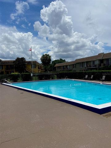 925 W OAK RIDGE ROAD 925C, Orlando, FL 32809