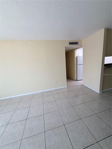 925 W OAK RIDGE ROAD 925C, Orlando, FL 32809