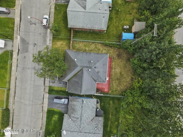 4256 Ross Court, Anchorage, AK 99508
