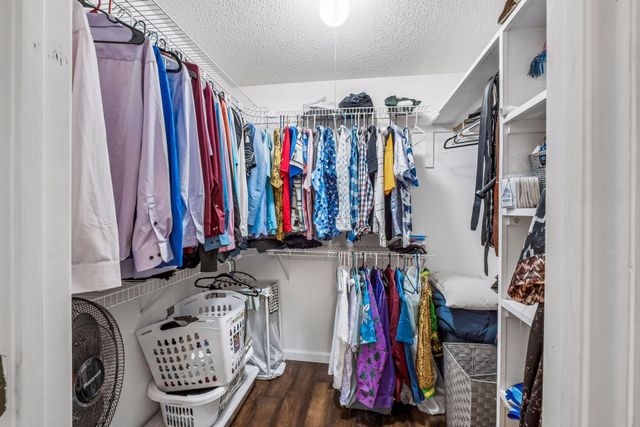 1331 W 82nd Street A, Bloomington, MN 55420