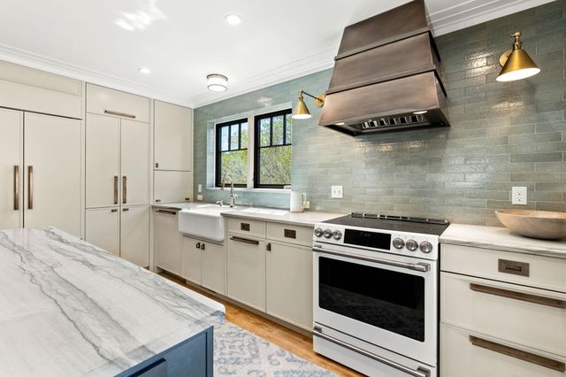 226 park Street, Portsmouth, NH 03801