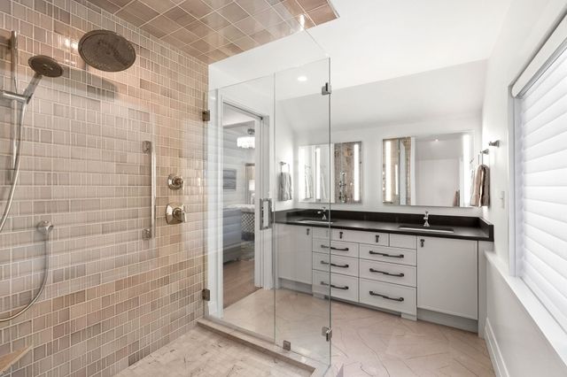 226 park Street, Portsmouth, NH 03801