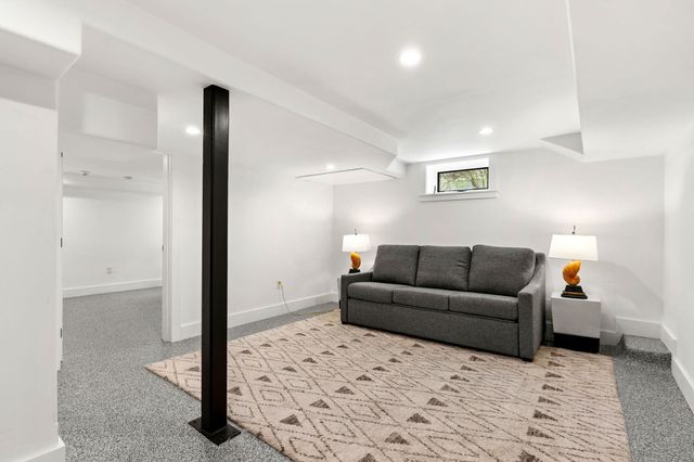 226 park Street, Portsmouth, NH 03801