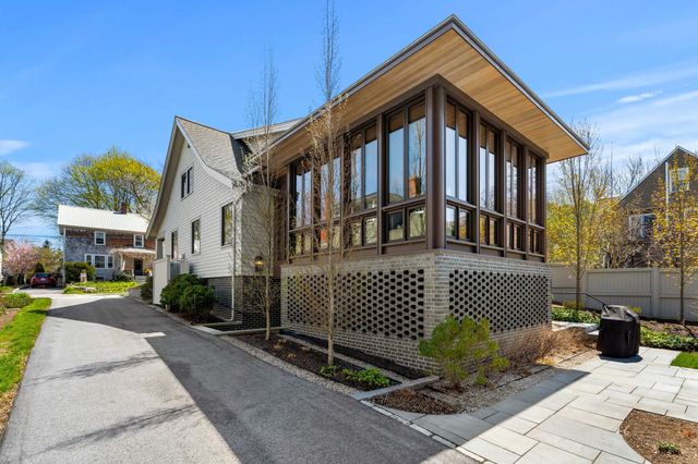 226 park Street, Portsmouth, NH 03801