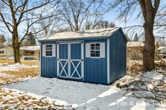 568 Greenfield Street, Coopersville, MI 49404