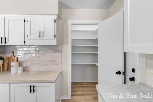 568 Greenfield Street, Coopersville, MI 49404