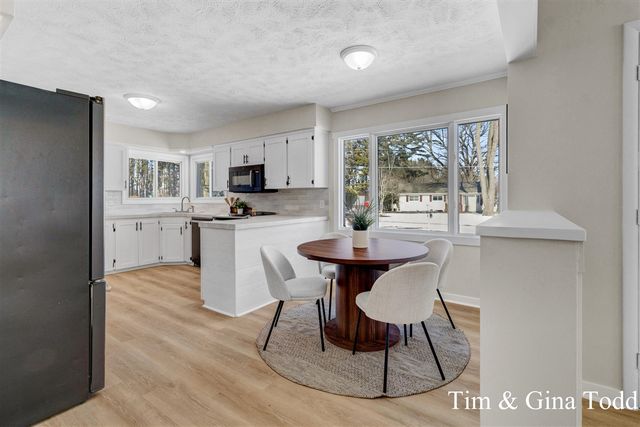 568 Greenfield Street, Coopersville, MI 49404