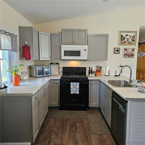 10248 Clarksburg Road, North Collins, NY 14057