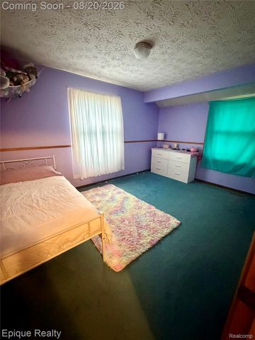 8484 Wesley Drive, Flushing Charter Township, MI 48433