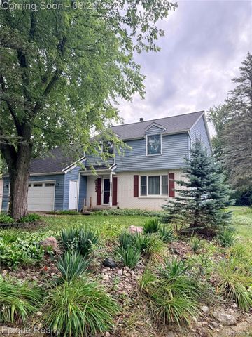 8484 Wesley Drive, Flushing Charter Township, MI 48433
