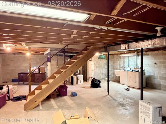 8484 Wesley Drive, Flushing Charter Township, MI 48433