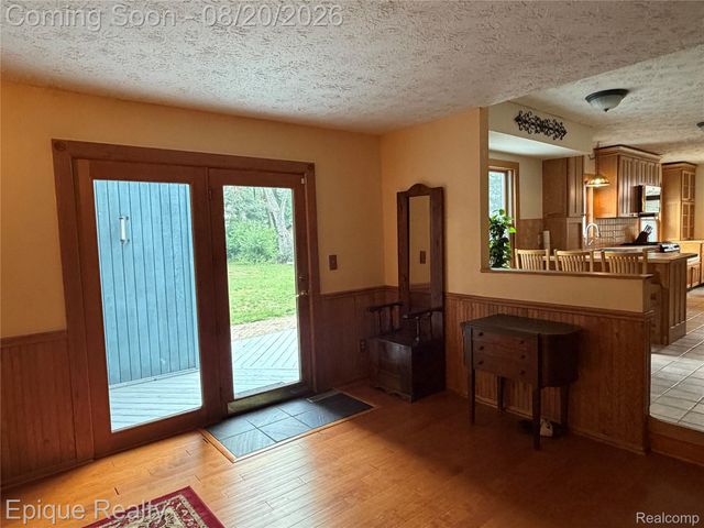8484 Wesley Drive, Flushing Charter Township, MI 48433