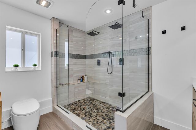11821 NW 6th Court, Plantation, FL 33325