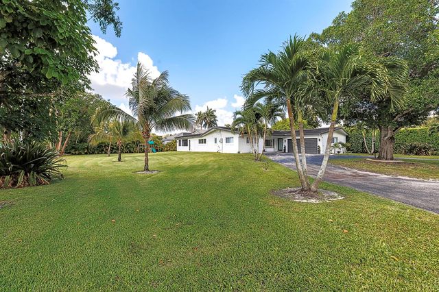 11821 NW 6th Court, Plantation, FL 33325