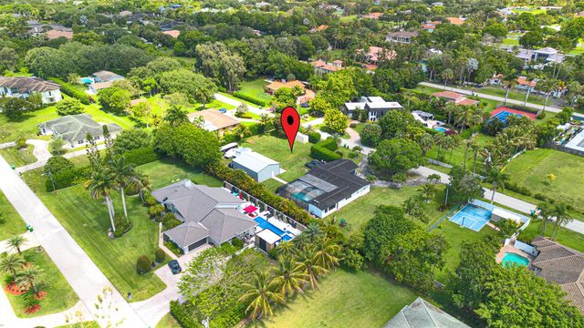 11821 NW 6th Court, Plantation, FL 33325