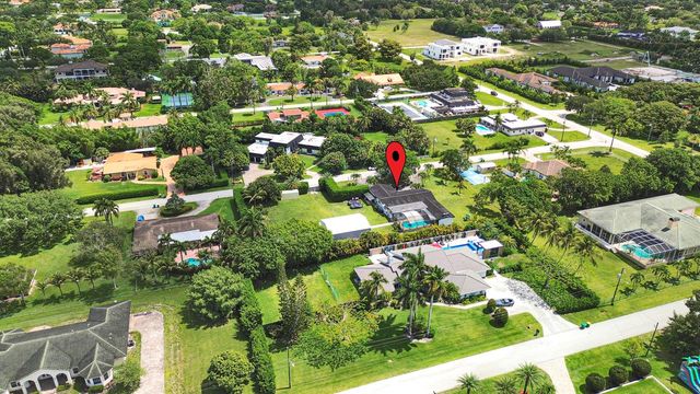 11821 NW 6th Court, Plantation, FL 33325