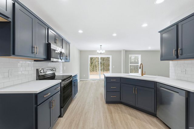 11967 Falcatta Drive, Fort Wayne, IN 46845