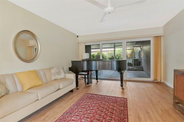 2452 LAURELWOOD DRIVE C, Clearwater, FL 33763