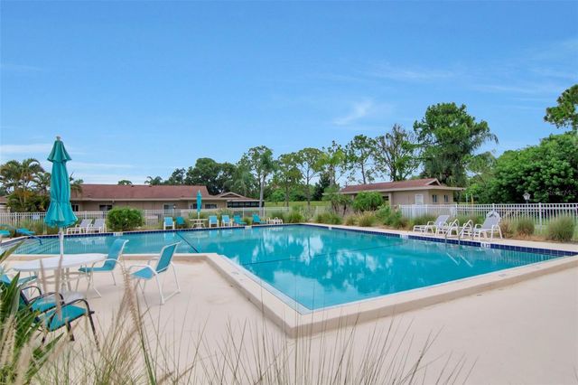 2452 LAURELWOOD DRIVE C, Clearwater, FL 33763