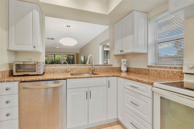 2452 LAURELWOOD DRIVE C, Clearwater, FL 33763