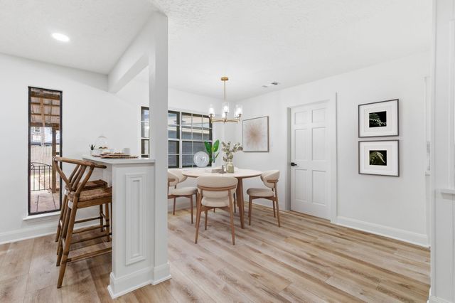 5 Devonshire Drive, Conroe, TX 77304