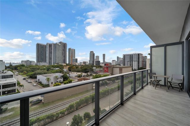 121 NE 34th St L606, Miami, FL 33137