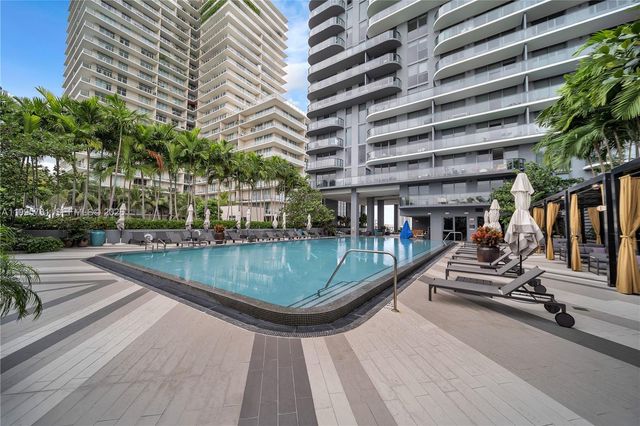 121 NE 34th St L606, Miami, FL 33137