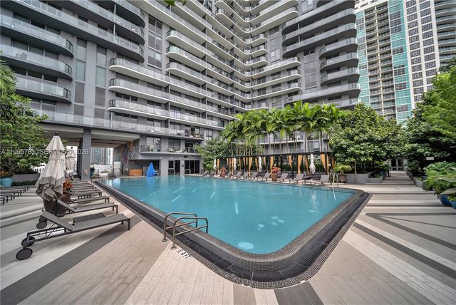 121 NE 34th St L606, Miami, FL 33137