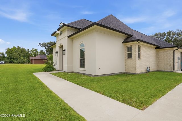 288 Christian Point Road, Opelousas, LA 70570