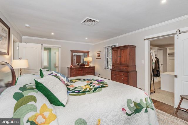 612 W CHESAPEAKE AVE, Towson, MD 21204