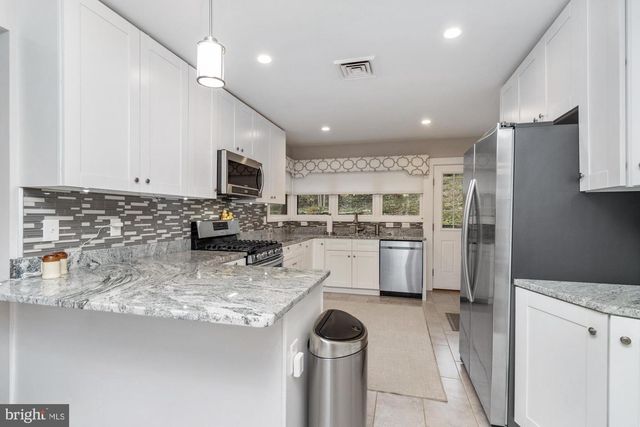 612 W CHESAPEAKE AVE, Towson, MD 21204