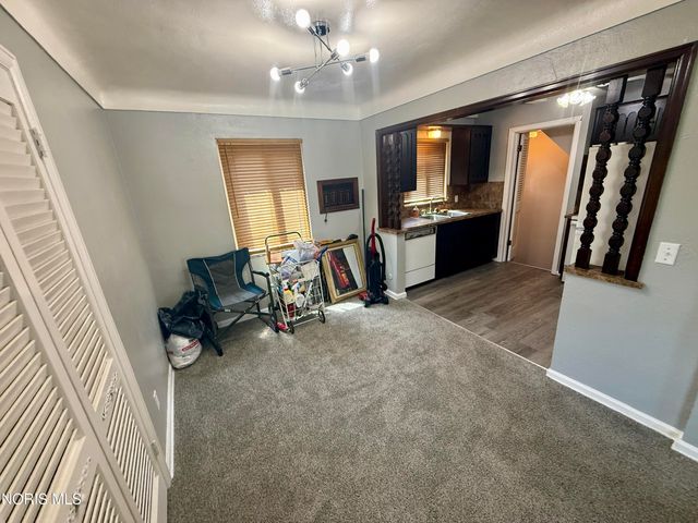 233 Majestic Drive, Toledo, OH 43608