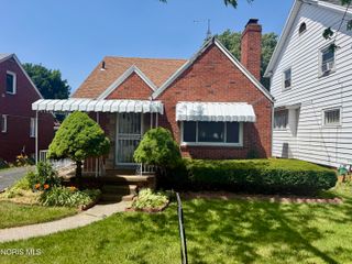 233 Majestic Drive, Toledo, OH 43608