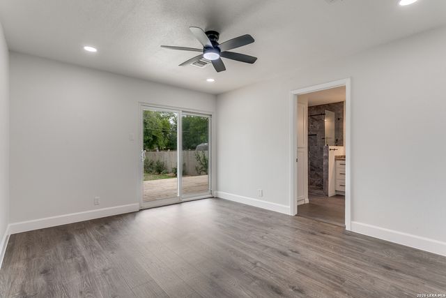 1518 Deer Run St, San Antonio, TX 78232